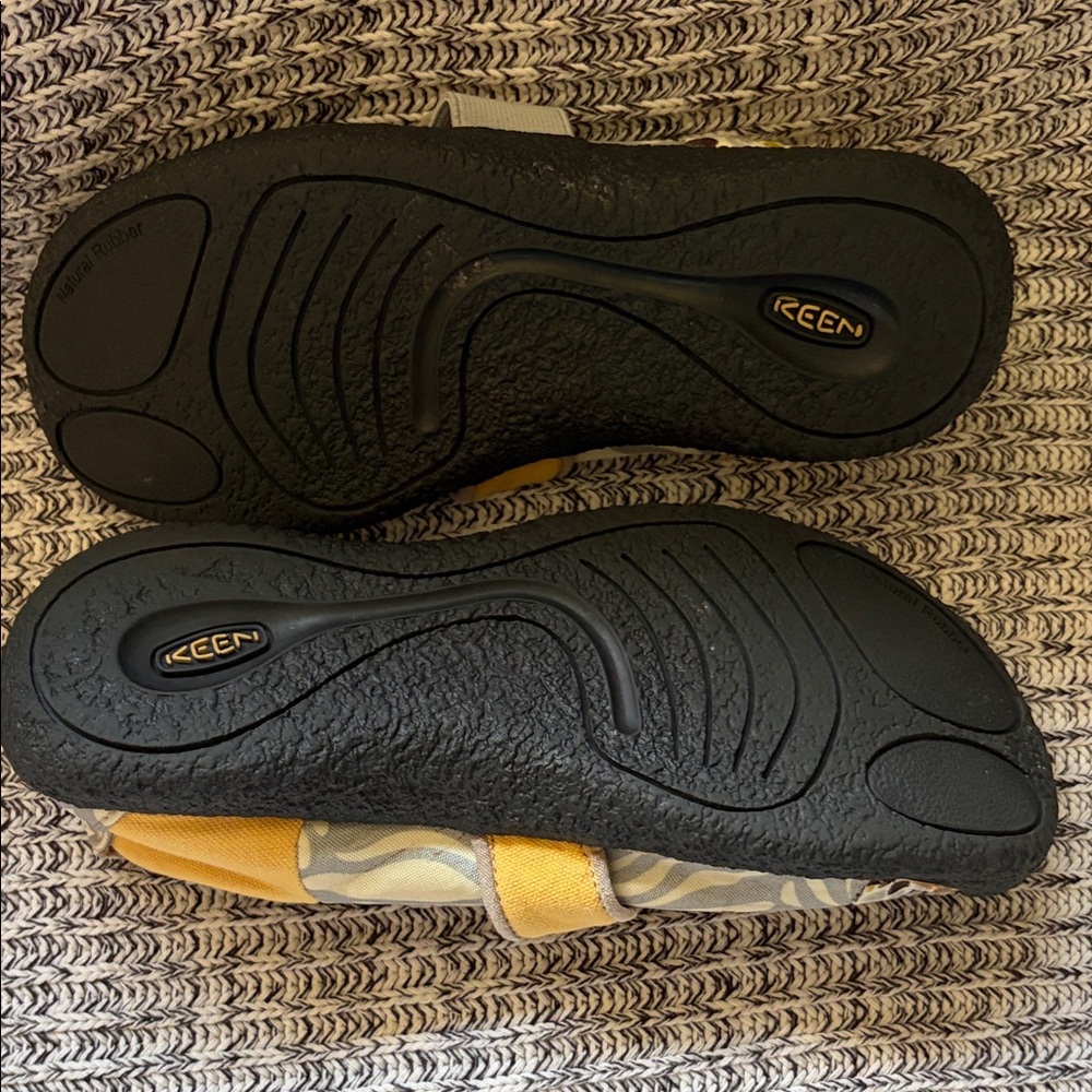 Women’s Keens Mary Jane Shoes in Mustard/Multi-Pattern called Mimosa Harvest - Picture 5 of 9
